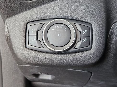 Used 2017 Ford Escape SE FWD image 14