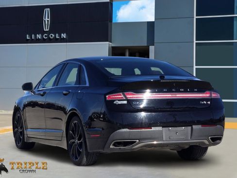 Used 2020 Lincoln MKZ Reserve w/ Monochromatic Package image 4