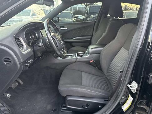 Used 2019 Dodge Charger R/T image 17