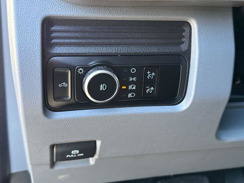 Certified 2025 Ford F250 XLT w/ FX4 Off-Road Package image 27