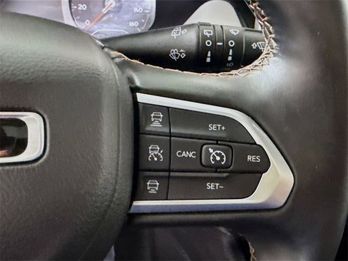 Used 2022 Jeep Compass Limited w/ Sun and Sound Group image 23