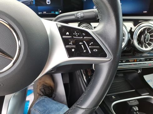Used 2025 Mercedes-Benz CLA 250 image 19