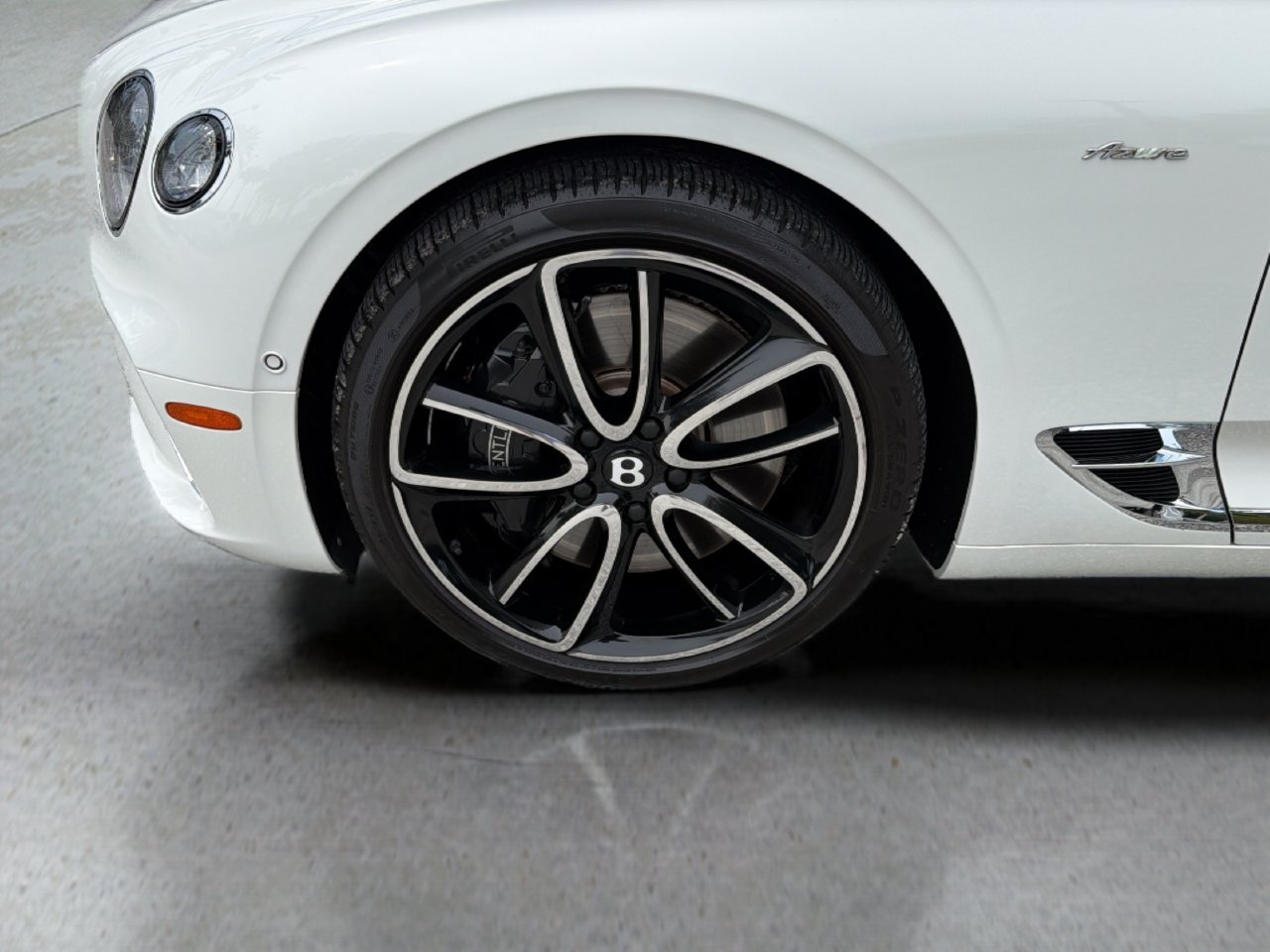 Used 2023 Bentley Continental GT V8 AWD/4WD image 6