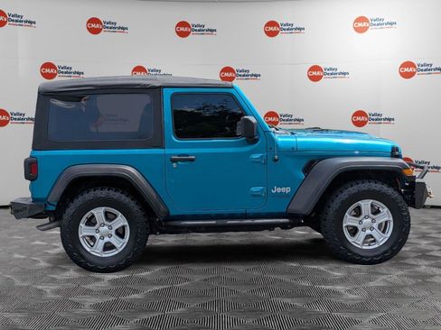 Used 2019 Jeep Wrangler Sport AWD/4WD image 6
