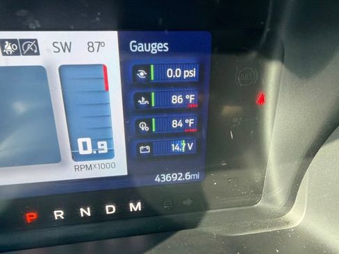 Used 2022 Ford Bronco Everglades AWD/4WD image 13