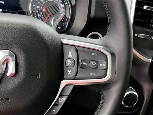 Used 2025 RAM 1500 Big Horn AWD/4WD image 28