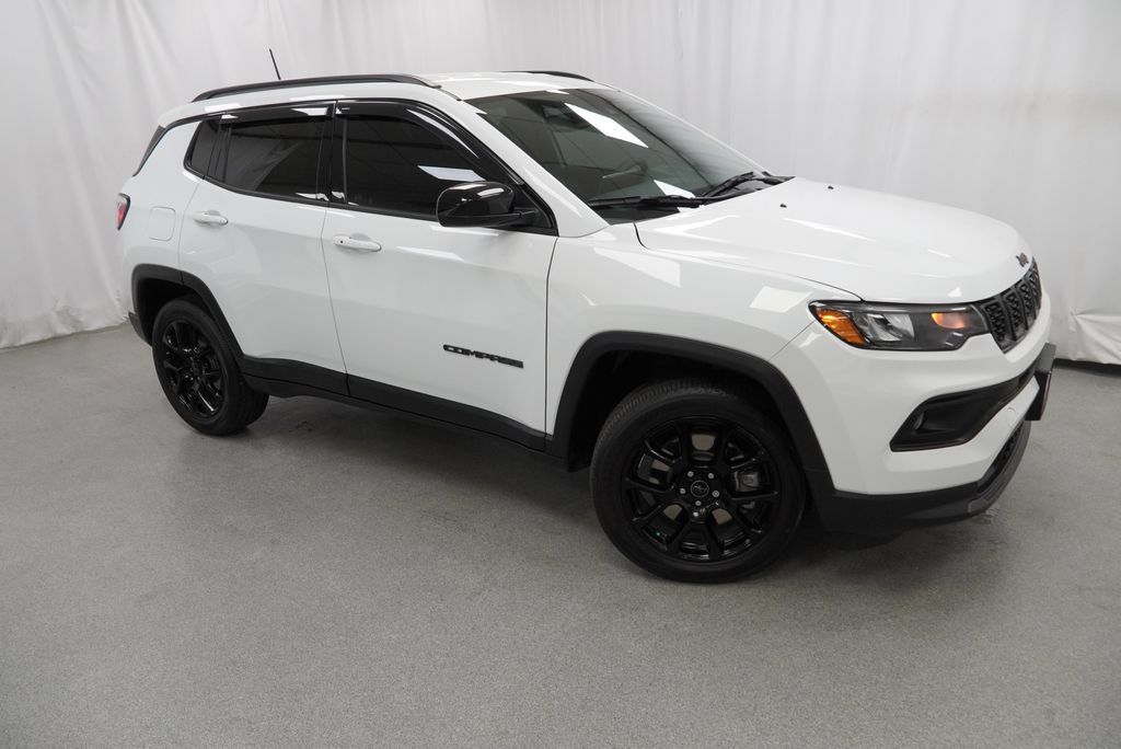 Certified 2025 Jeep Compass Latitude w/ Altitude Special Edition AWD/4WD image 19