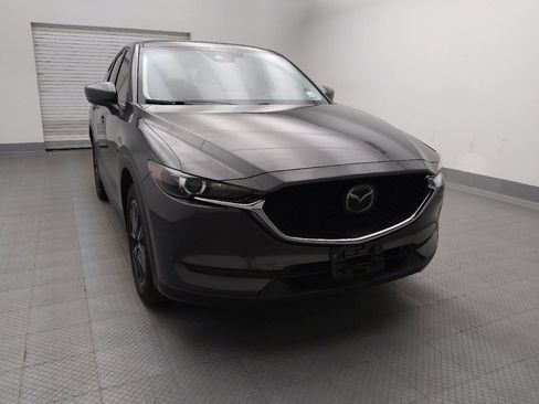 Used 2018 MAZDA CX-5 Touring w/ Preferred Equipment Package FWD image 14