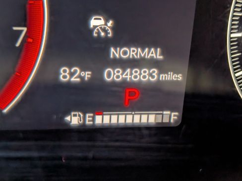 Used 2024 Honda CR-V EX image 17