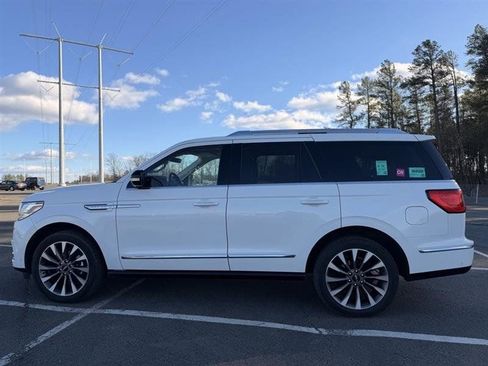 Used 2021 Lincoln Navigator Reserve AWD/4WD image 5