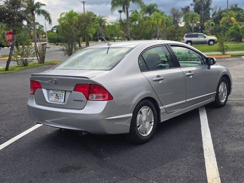 Used 2007 Honda Civic Hybrid Sedan image 4