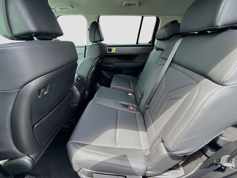 New 2026 Hyundai Santa Fe SEL w/ Tow & Go Package FWD image 18
