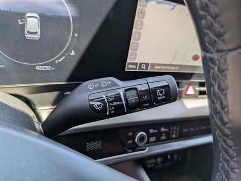 Certified 2024 Kia Sportage SX FWD image 35