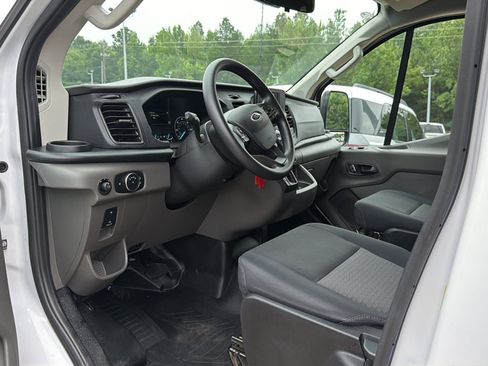 Used 2025 Ford Transit 250 Low Roof w/ Exterior Upgrade Package RWD image 5
