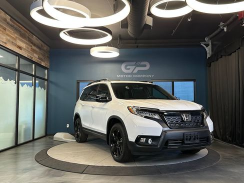 Used 2021 Honda Passport Elite image 1