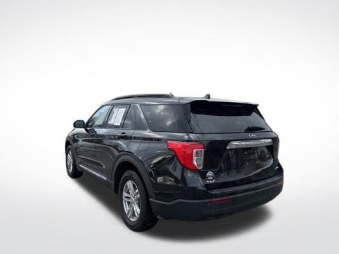 Certified 2023 Ford Explorer XLT image 5