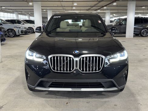 Used 2024 BMW X3 sDrive30i w/ Premium Package RWD image 3