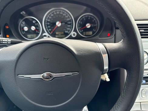 Used 2005 Chrysler Crossfire Limited RWD image 28