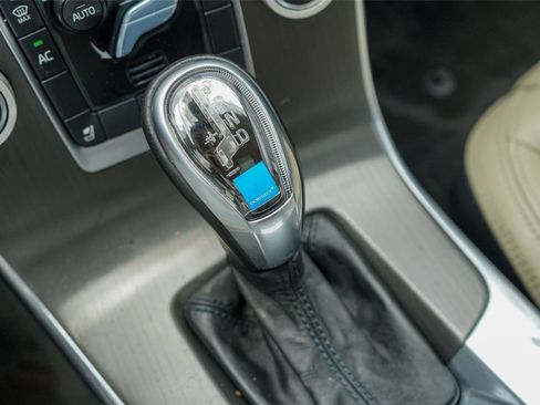 Used 2013 Volvo S60 T5 image 14