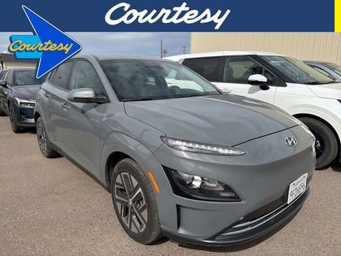Used 2023 Hyundai Kona SE w/ Cargo Package image 1