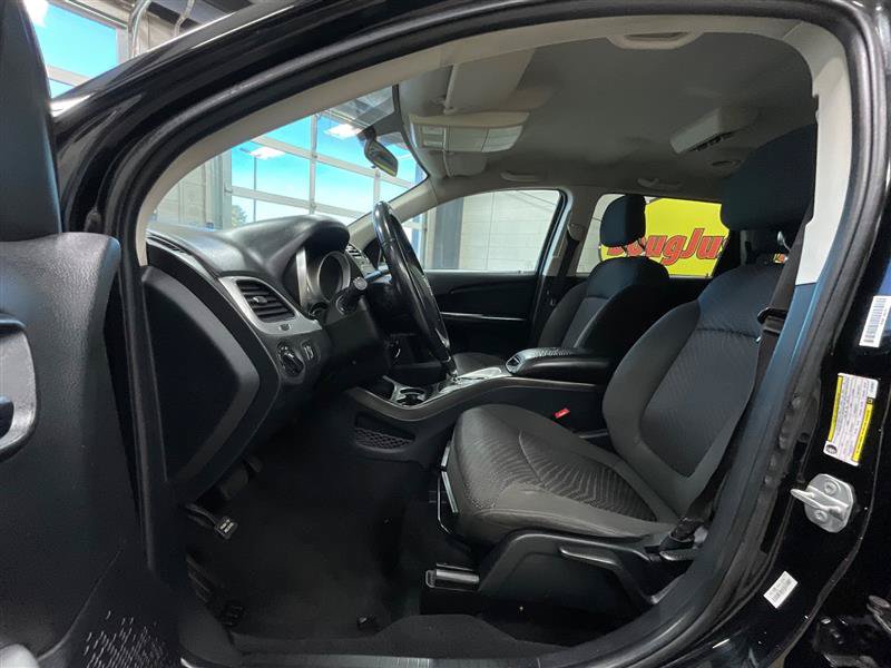 Used 2018 Dodge Journey SE w/ Popular Equipment Group FWD image 11