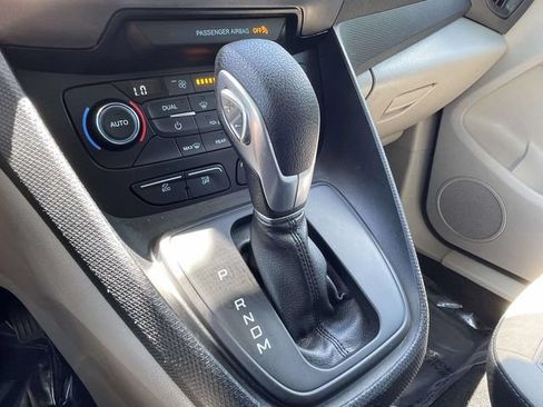 Used 2022 Ford Transit Connect XLT FWD image 21
