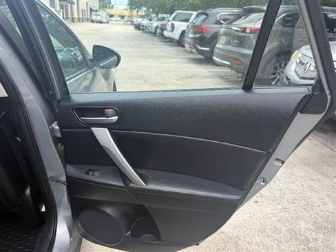 Used 2012 MAZDA MAZDA3 i Grand Touring image 15