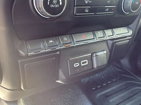 Used 2023 Chevrolet Silverado 1500 W/T RWD image 19