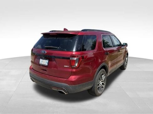 Used 2017 Ford Explorer Sport AWD/4WD image 3