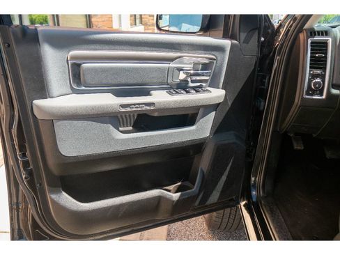 Used 2018 RAM 2500 Big Horn AWD/4WD image 10