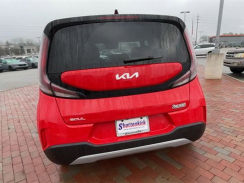 Used 2024 Kia Soul LX w/ Option Group 015 image 8