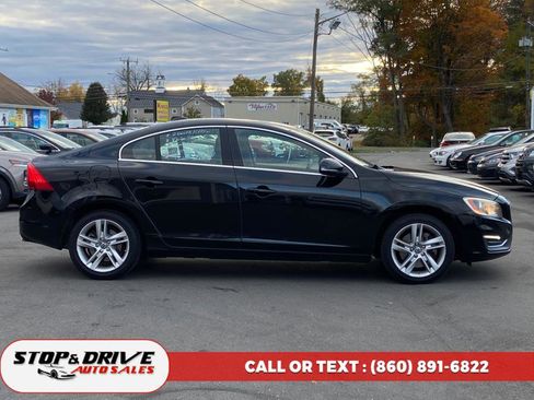 Used 2014 Volvo S60 T5 image 6