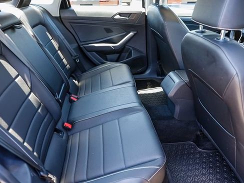 Used 2023 Volkswagen Jetta SE FWD image 22