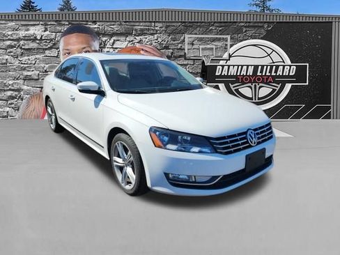 Used 2014 Volkswagen Passat TDI SEL Premium FWD image 1