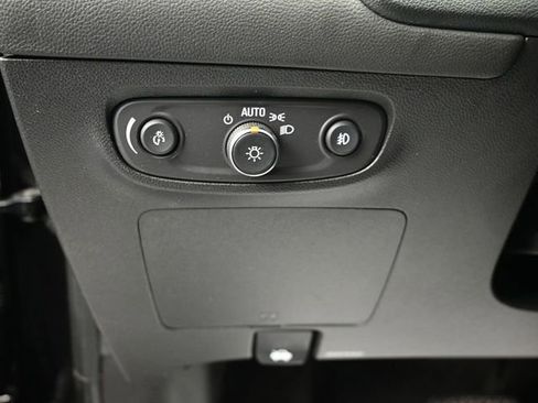 Used 2022 Buick Encore GX Select image 39