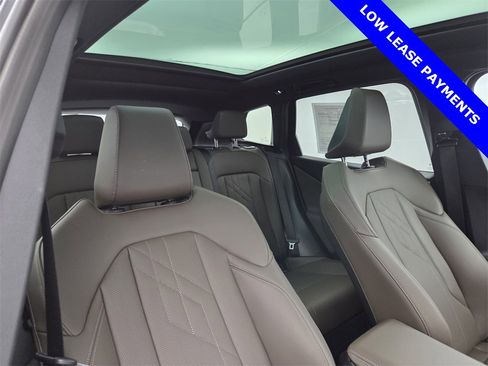 Certified 2025 BMW X3 xDrive30i w/ Convenience Package image 21
