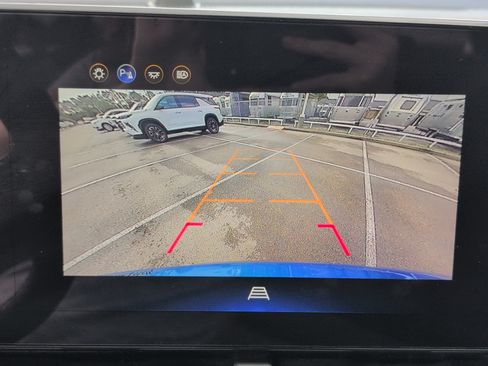 Used 2026 Chevrolet Equinox LT AWD/4WD image 20