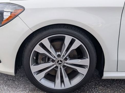 Used 2018 Mercedes-Benz CLA 250 image 4