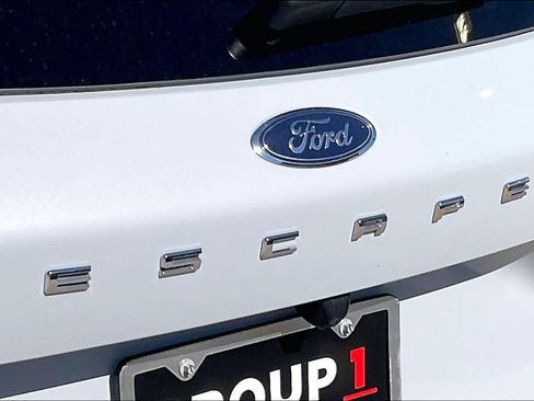 Used 2025 Ford Escape ST-Line FWD image 30