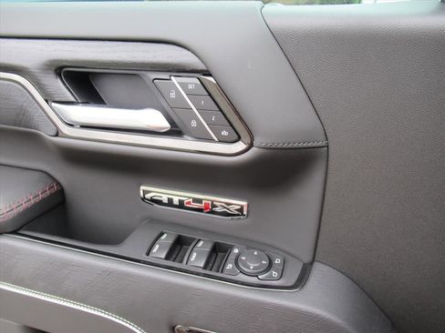 New 2026 GMC Sierra 1500 AT4X image 21