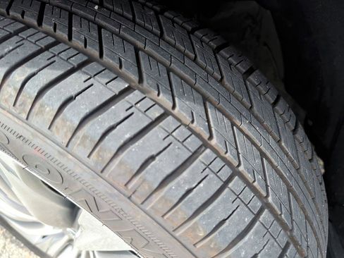 Used 2021 Toyota Highlander Platinum image 29