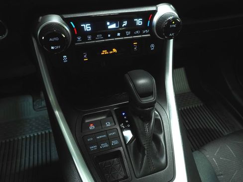 Certified 2023 Toyota RAV4 XLE w/ Convenience Package AWD/4WD image 19