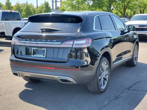 Used 2023 Lincoln Nautilus Reserve AWD/4WD image 4