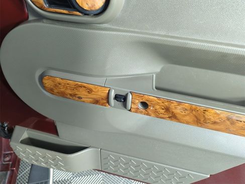 Used 2007 Jeep Wrangler Sahara w/ PWR Convenience Group image 29