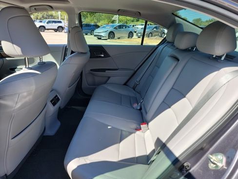 Used 2016 Honda Accord EX-L image 11