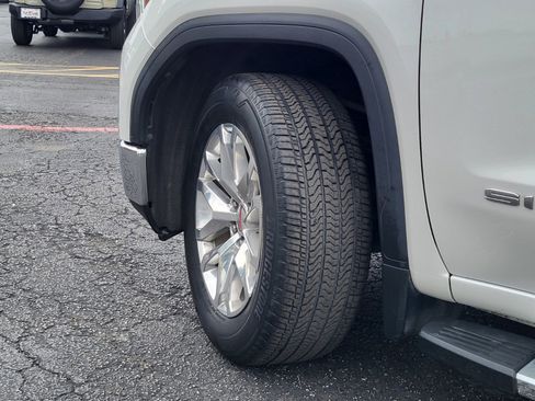 Used 2021 GMC Sierra 1500 SLT RWD image 34