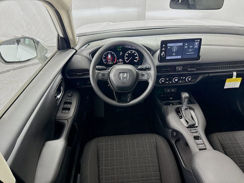 New 2026 Honda HR-V LX image 21