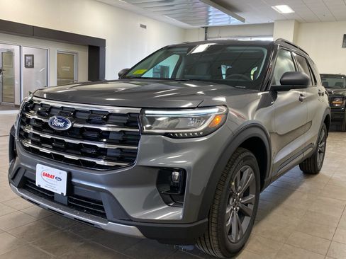 New 2026 Ford Explorer Active image 27