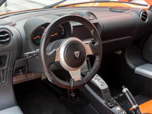 Used 2010 Tesla Roadster Sport RWD image 12