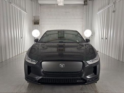 Used 2024 Jaguar I-PACE R-Dynamic HSE image 3